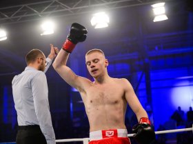 Golden gloves fight night 1 - 2024